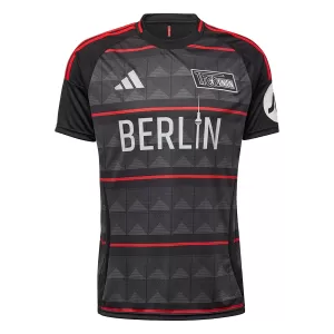 Union Berlin Auswärtstrikot 24/25 für Herren Union Berlin Auswärtstrikot 24/25 für Herren