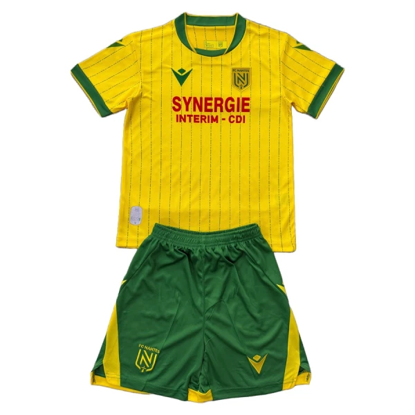 FC Nantes Heimtrikot 25/26 für Kinder FC Nantes Heimtrikot 25/26 für Kinder