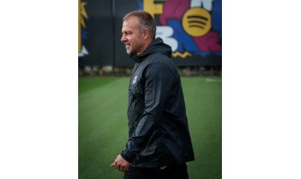 Flick, ein Trainer, der die Zukunft einer Fußballmannschaft verändern kann Flick, ein Trainer, der die Zukunft einer Fußballmannschaft verändern kann