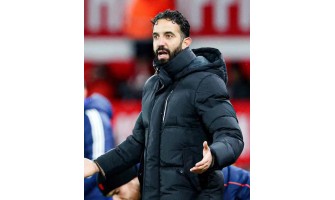 Wenn ein Fußballtrainer zu einer anderen Fußballmannschaft kommt, gibt es unterschiedliche Situationen. Wenn ein Fußballtrainer zu einer anderen Fußballmannschaft kommt, gibt es unterschiedliche Situationen.