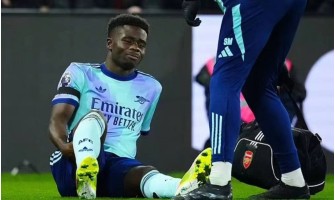 Wenn eine Fußballmannschaft einen wichtigen Stammspieler verliert, gerät sie manchmal innerhalb eines Augenblicks in Schwierigkeiten Wenn eine Fußballmannschaft einen wichtigen Stammspieler verliert, gerät sie manchmal innerhalb eines Augenblicks in Schwierigkeiten