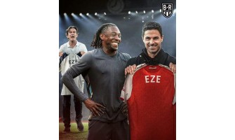 Arsenal schnappt sich Tottenham und verpflichtet offensiven Mittelfeldspieler Eze.