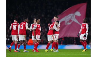 Arsenals Triumph und Herausforderungen in vier Wettbewerben