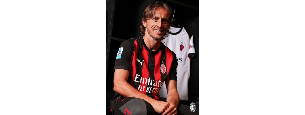 Modrić gibt sein Debüt beim AC Mailand und startet seine Reise in die Serie A Modrić gibt sein Debüt beim AC Mailand und startet seine Reise in die Serie A