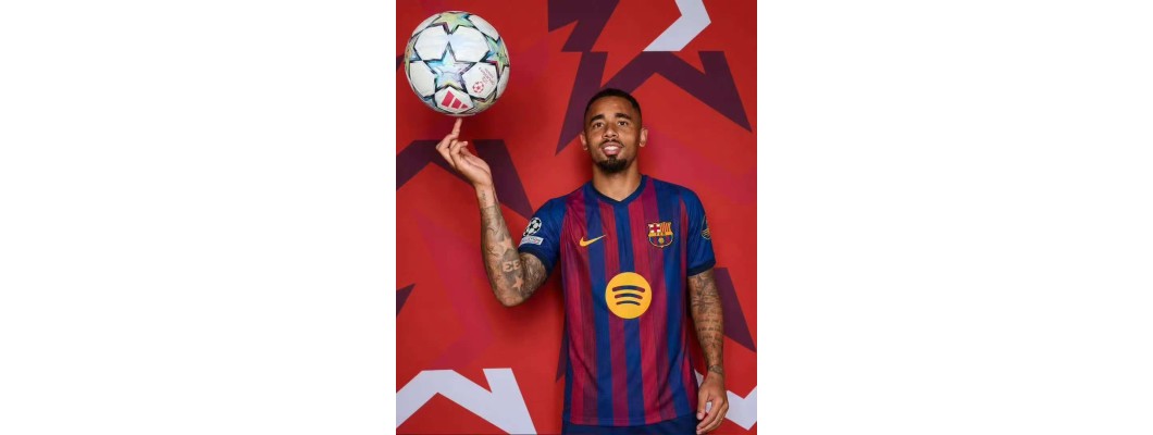 Jesus tauschte sein rot-weißes Trikot gegen blau-rot. Jesus tauschte sein rot-weißes Trikot gegen blau-rot.