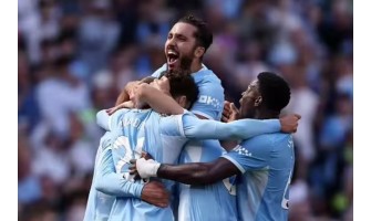 Erster Sieg für Manchester Citys neuen Trainer: Verborgene Sorgen und Anlaufschwierigkeiten